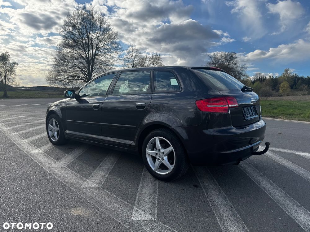 Audi A3 Sportback 1.6 Ambiente - 10