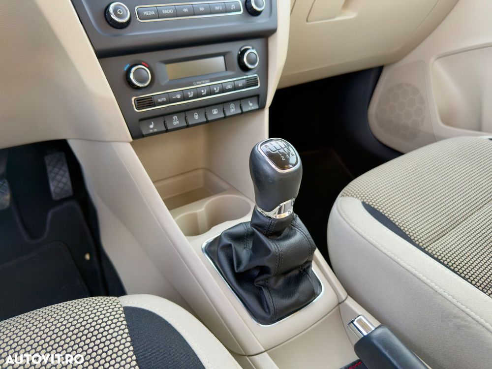 SKODA Rapid 2014 — imagine 24