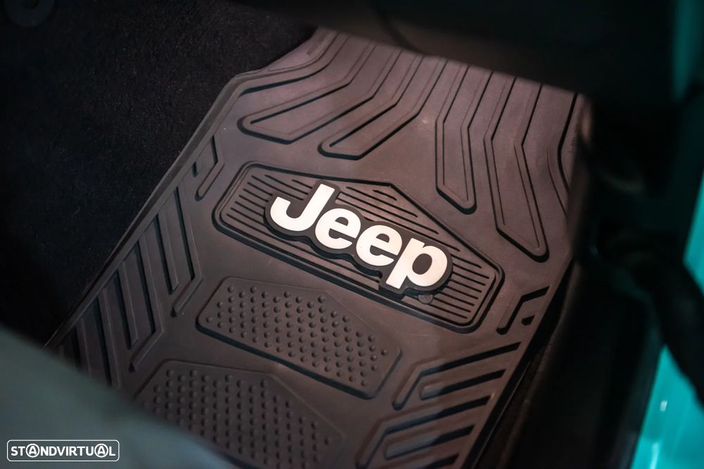 Jeep Wrangler 2.0 T-GDI AWD Auto Sport - 24