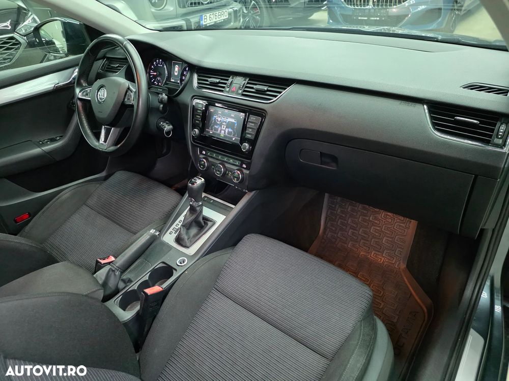 Skoda Octavia 2.0 TDI DSG Ambition - 7