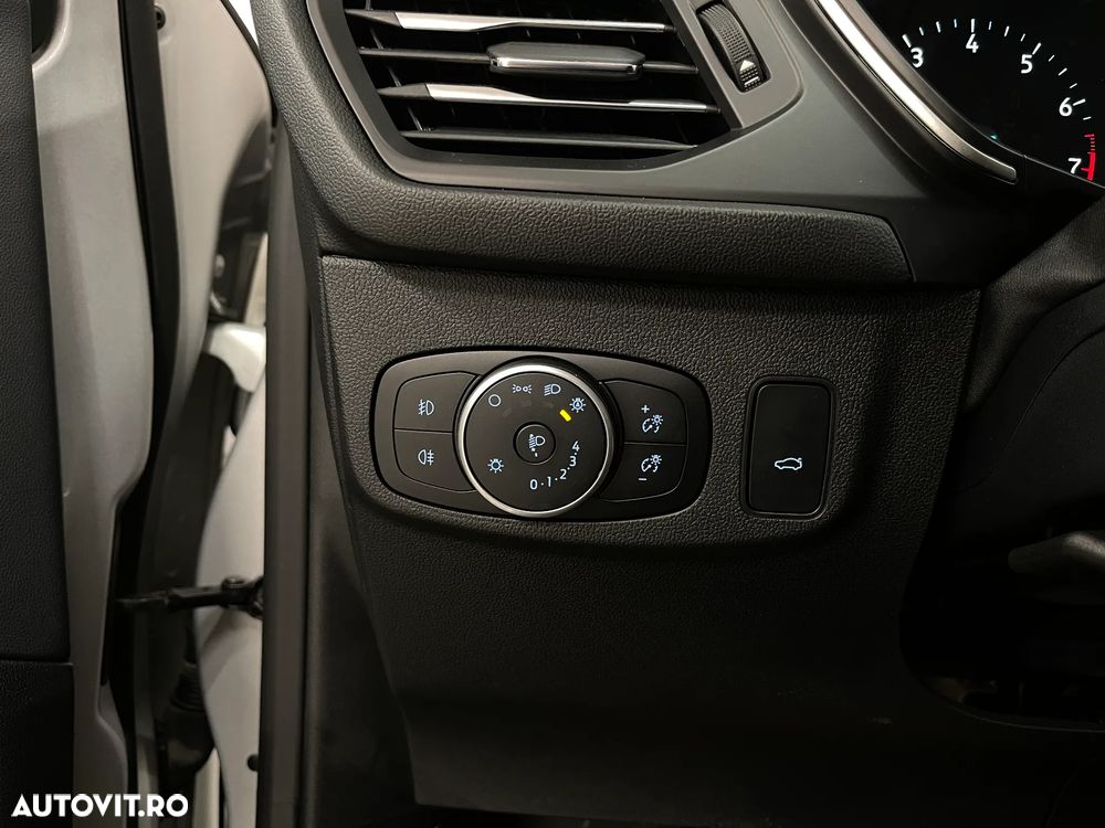 Ford Focus 1.0 EcoBoost Trend Edition - 25