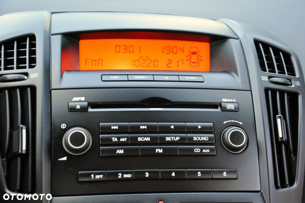 Kia Ceed 1.4 CVVT SW EX - 7