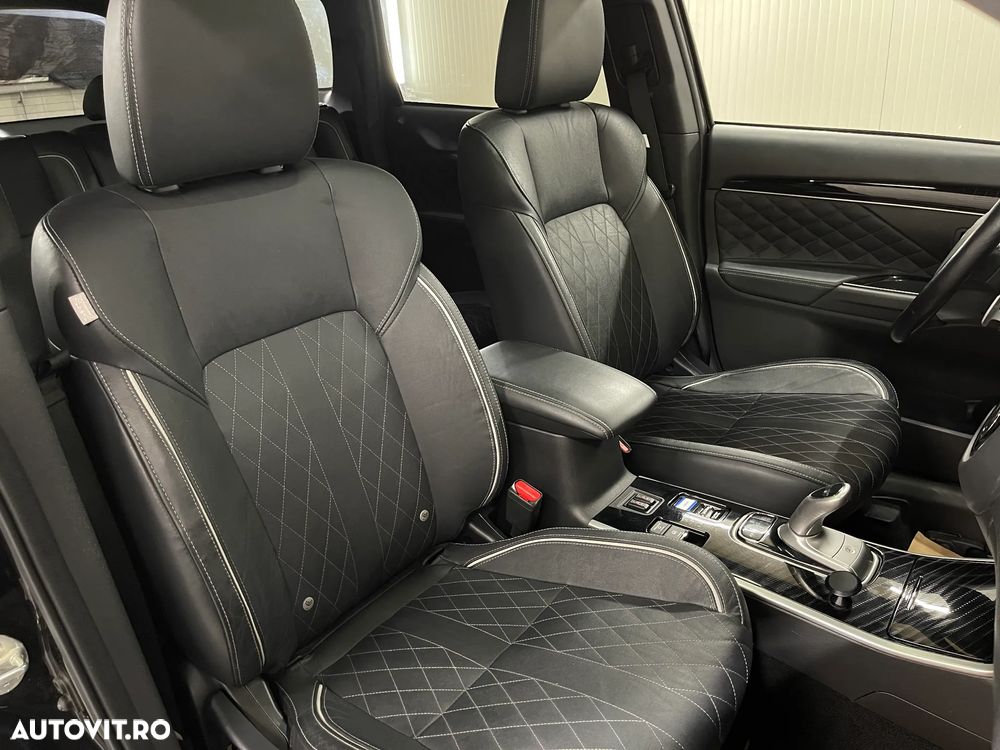 Mitsubishi Outlander 2.4 4WD Plug-In Hybrid Diamant - 10