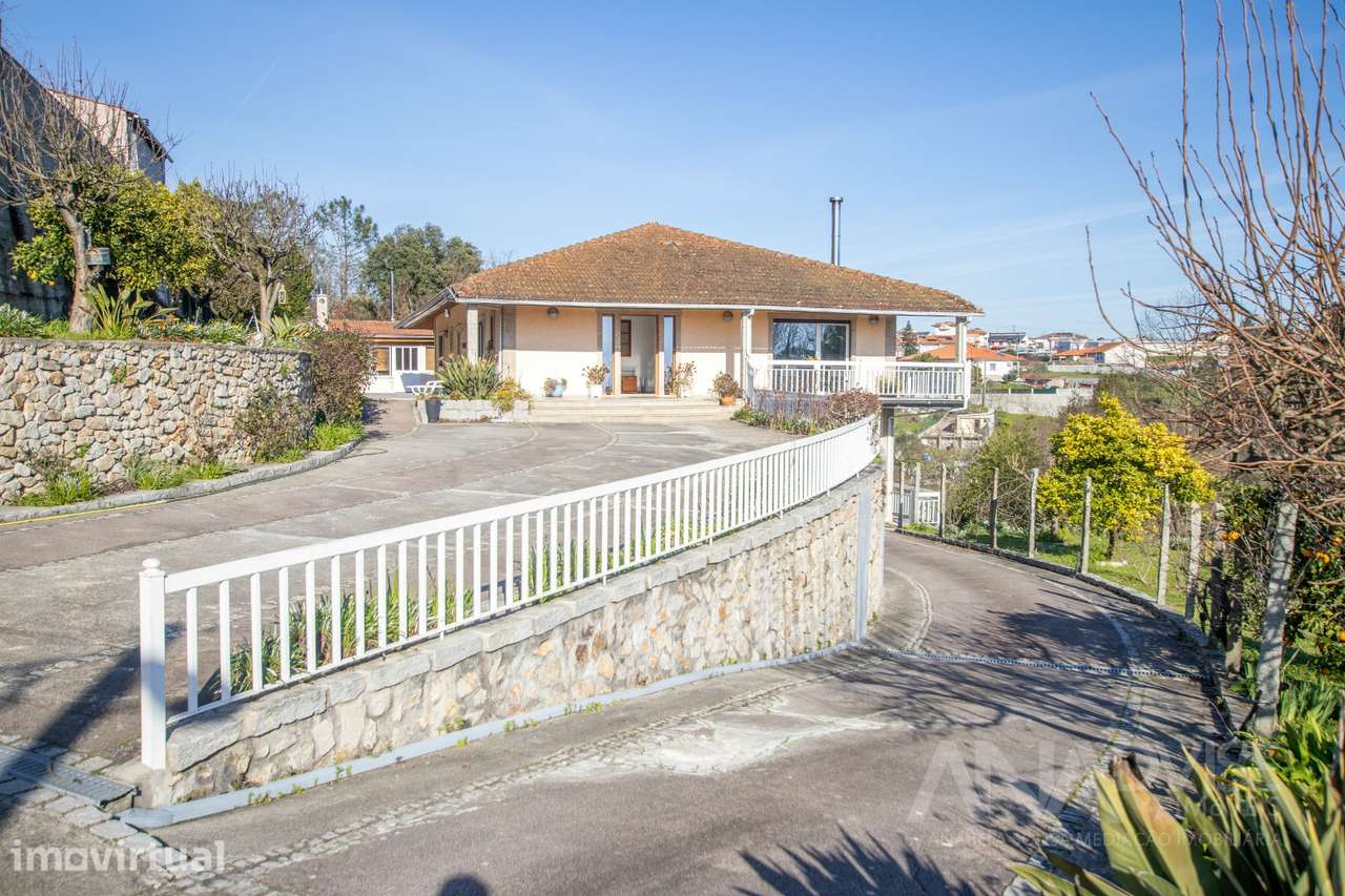 Moradia Isolada T4 Venda em Viseu,Viseu - Grande imagem: 2/16