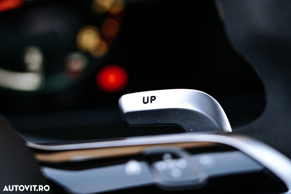 Mercedes-Benz AMG GT - 25