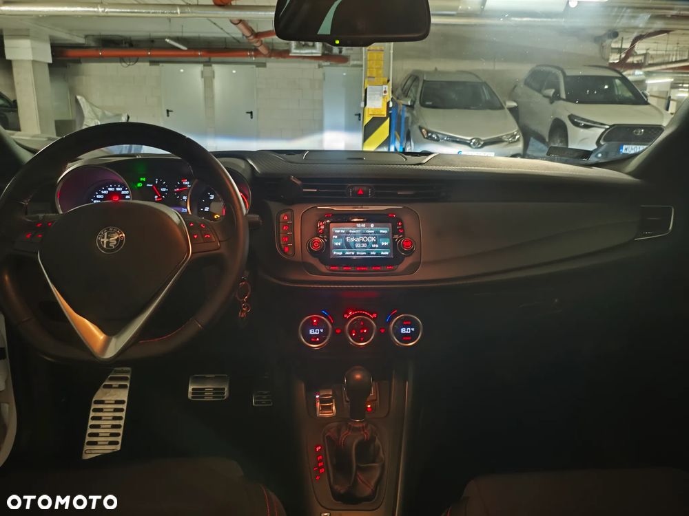 Alfa Romeo Giulietta 2.0 JTDM Super TCT - 9