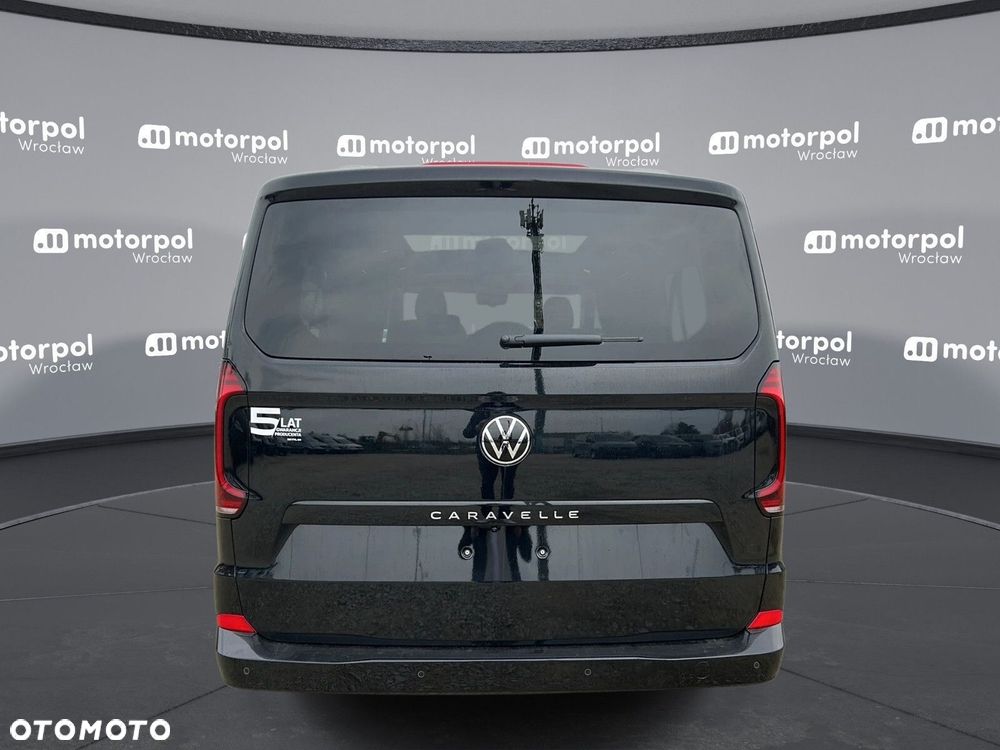 Volkswagen Caravelle - 5