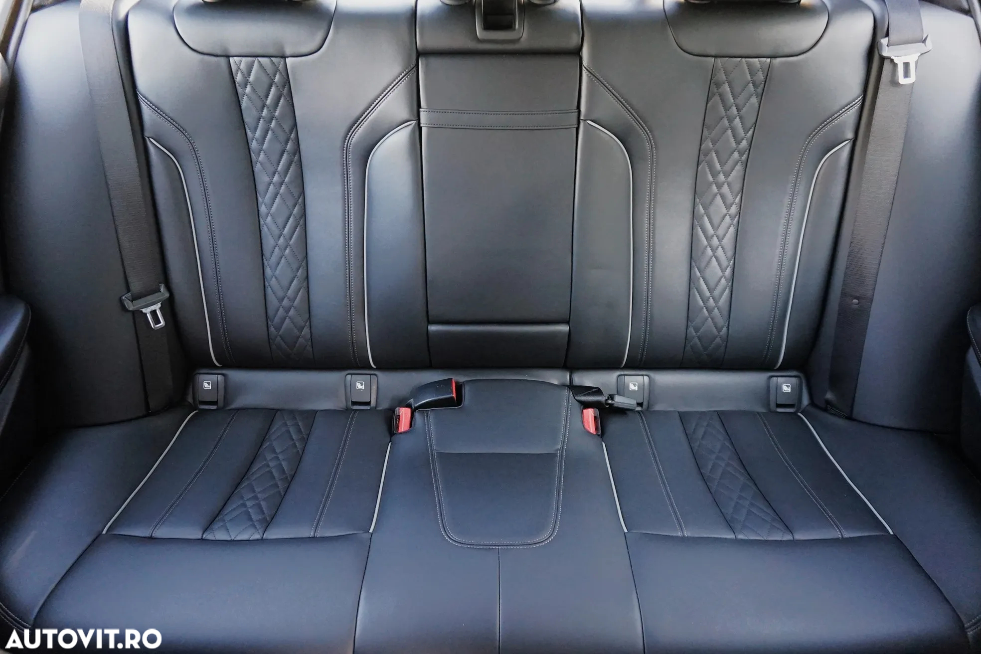 BMW Seria 5 530e - 18
