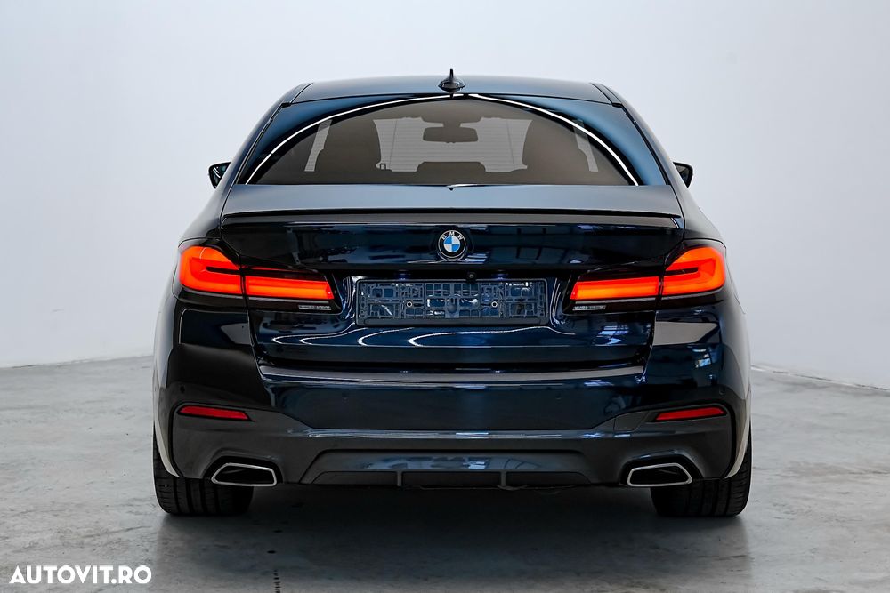 BMW Seria 5 520d Aut. M Sport Edition - 3