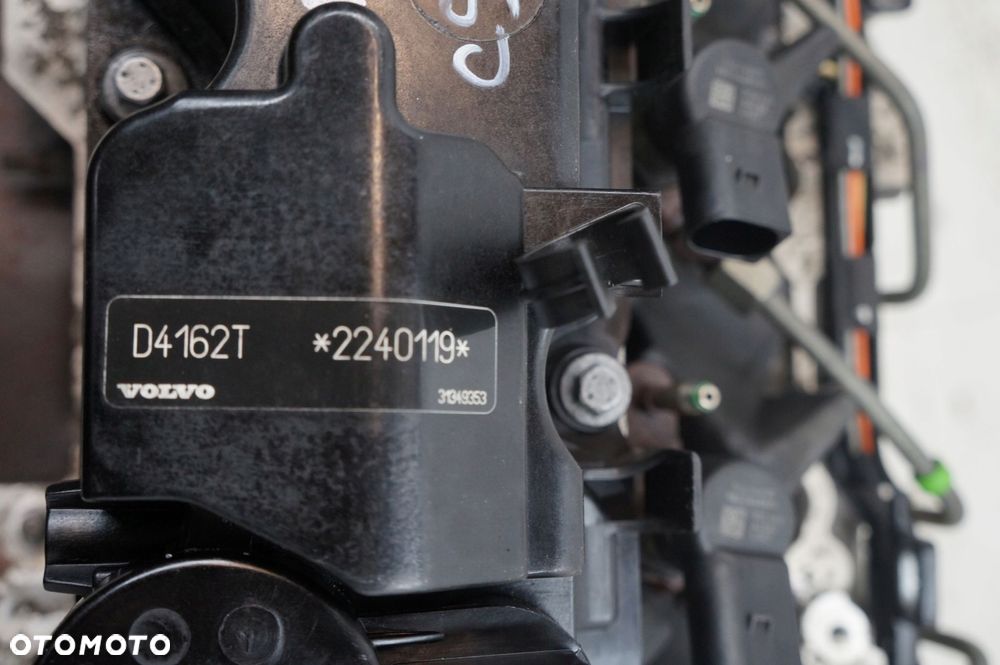 volvo v50 s40 ii c30 v40 ii silnik wtryski odpalony d4162t 1.6d d2 115km - 3