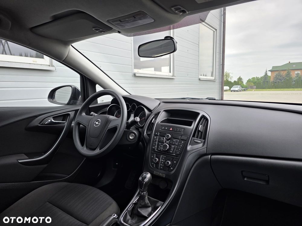 Opel Astra 1.4 Essentia - 20