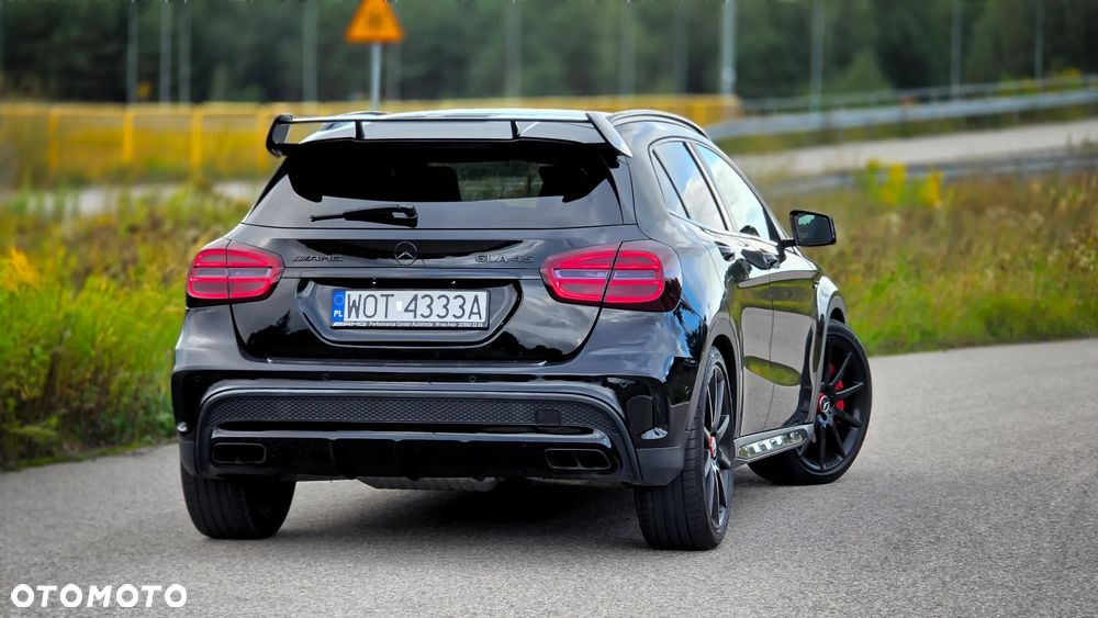 Mercedes-Benz GLA 45 AMG 4-Matic - 12