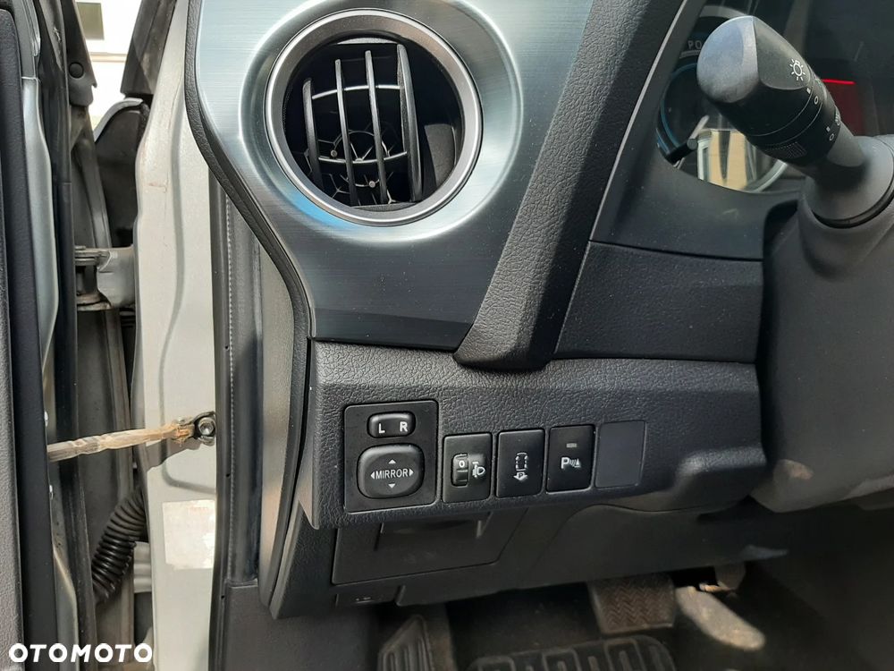Toyota Auris - 7