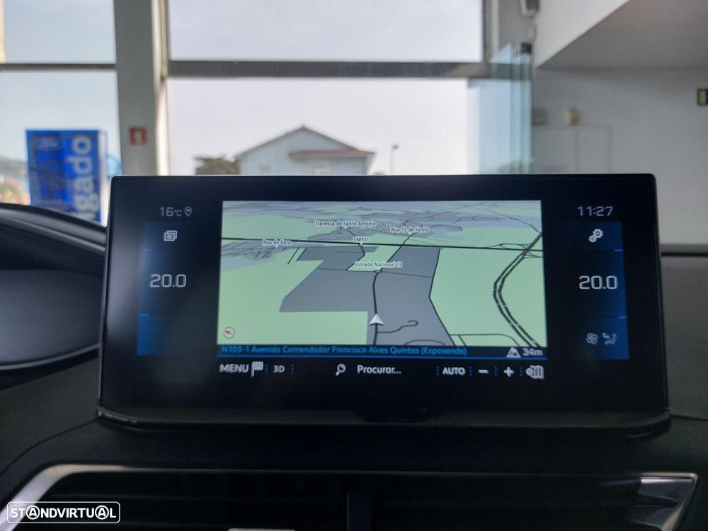 Peugeot 3008 1.5 BlueHDi Active Pack — fotografia 8