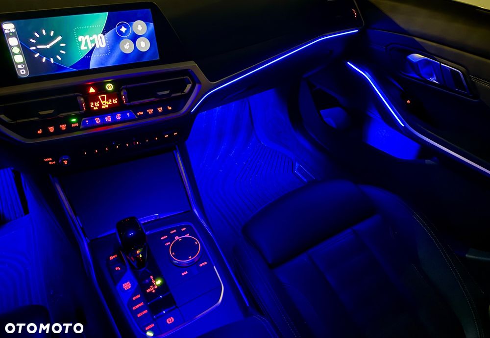 BMW Seria 3 320d xDrive Luxury Line - 32