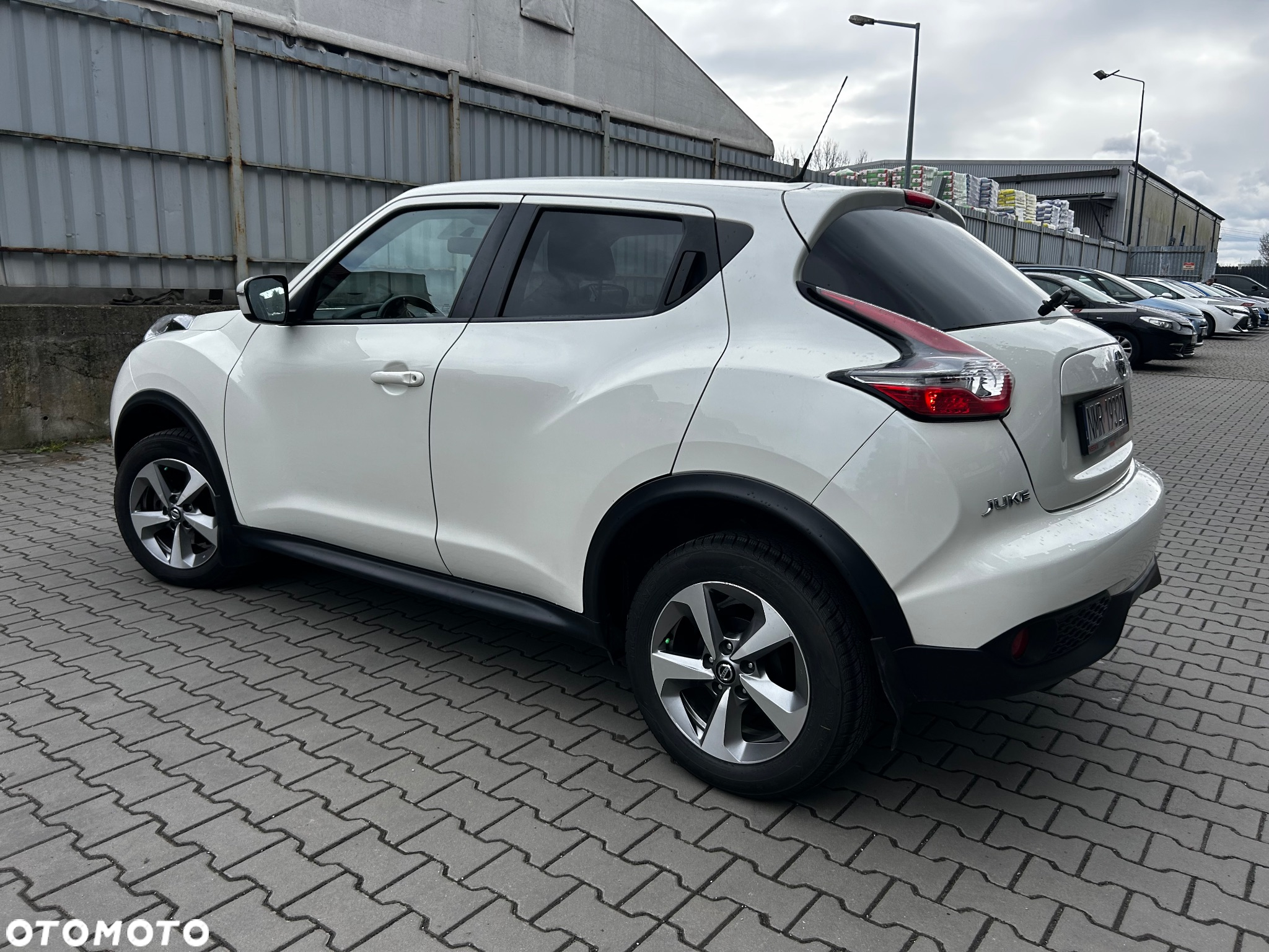 Nissan Juke 1.6 Acenta Xtronic - 6