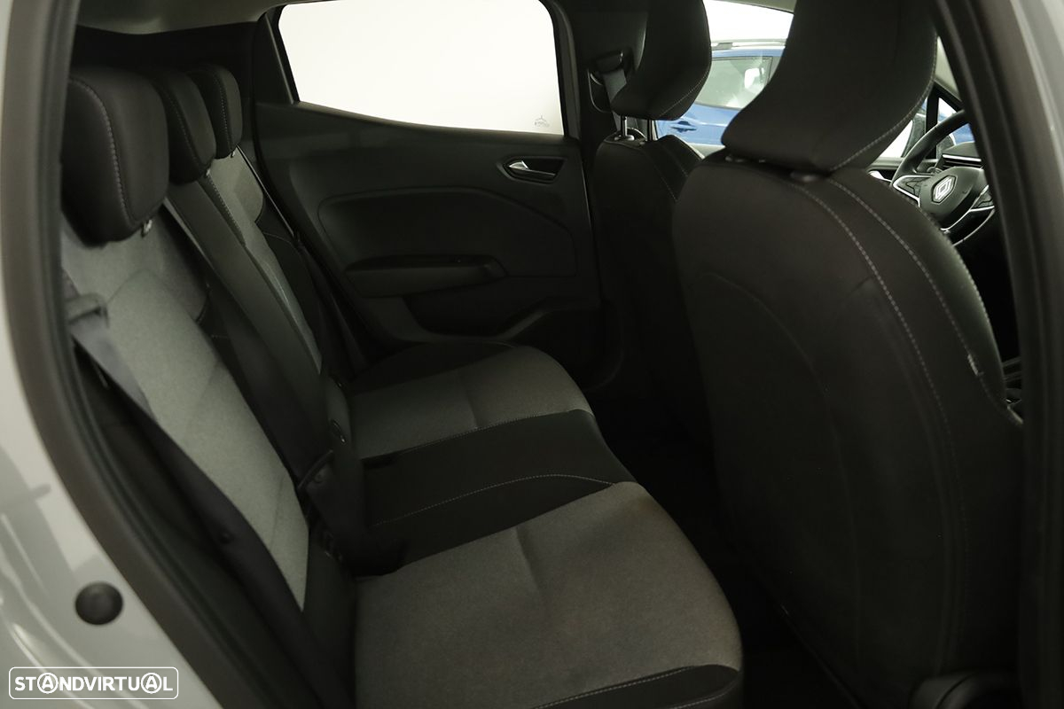 Renault Clio 1.0 TCe Evolution - 23