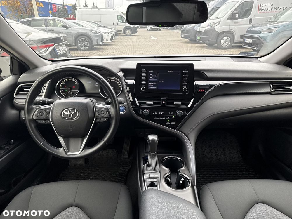 Toyota Camry 2.5 Hybrid Comfort CVT - 11