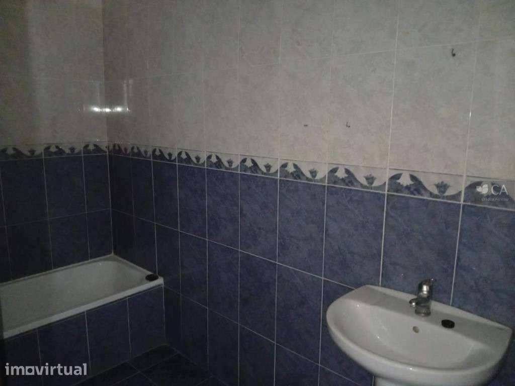 Loja para venda com 48m² no centro da freguesia de Benavila, concel... - Grande imagem: 4/5