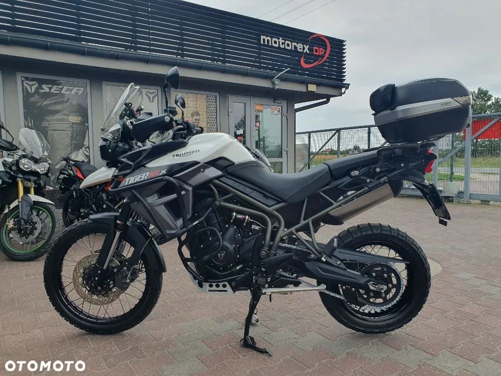 Triumph Tiger - 1