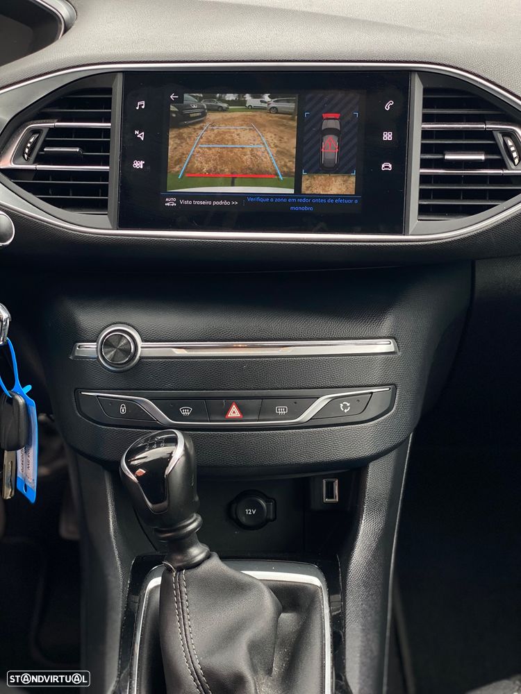 Peugeot 308 SW PureTech 110 Stop & Start Active - 14