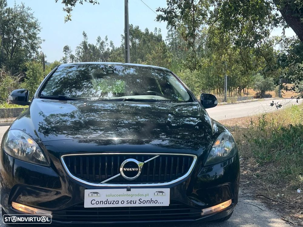 Volvo V40 2.0 D2 Momentum - 25