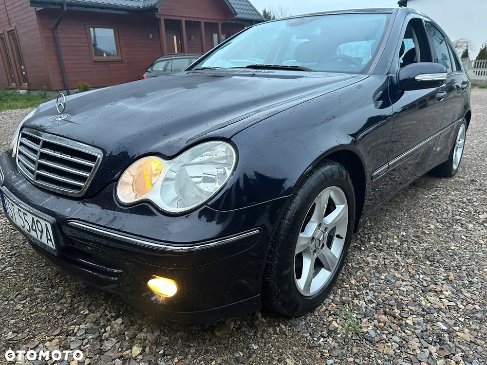 Mercedes-Benz Klasa C 180 T Kompressor Avantgarde - 16