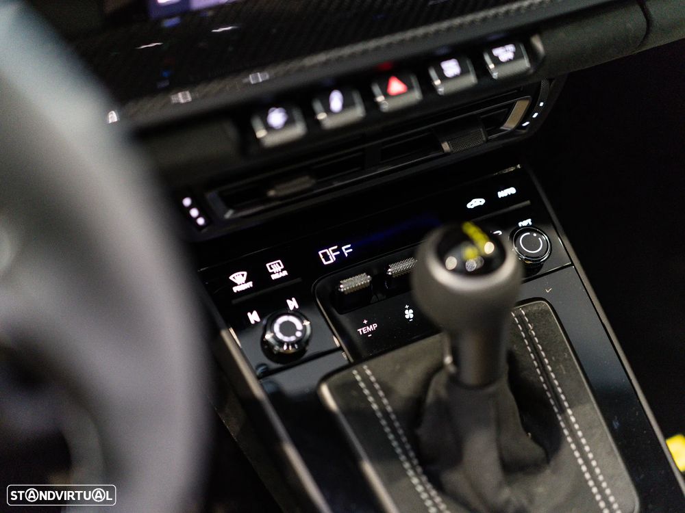 Porsche 911 (992) GT3 PDK - 45