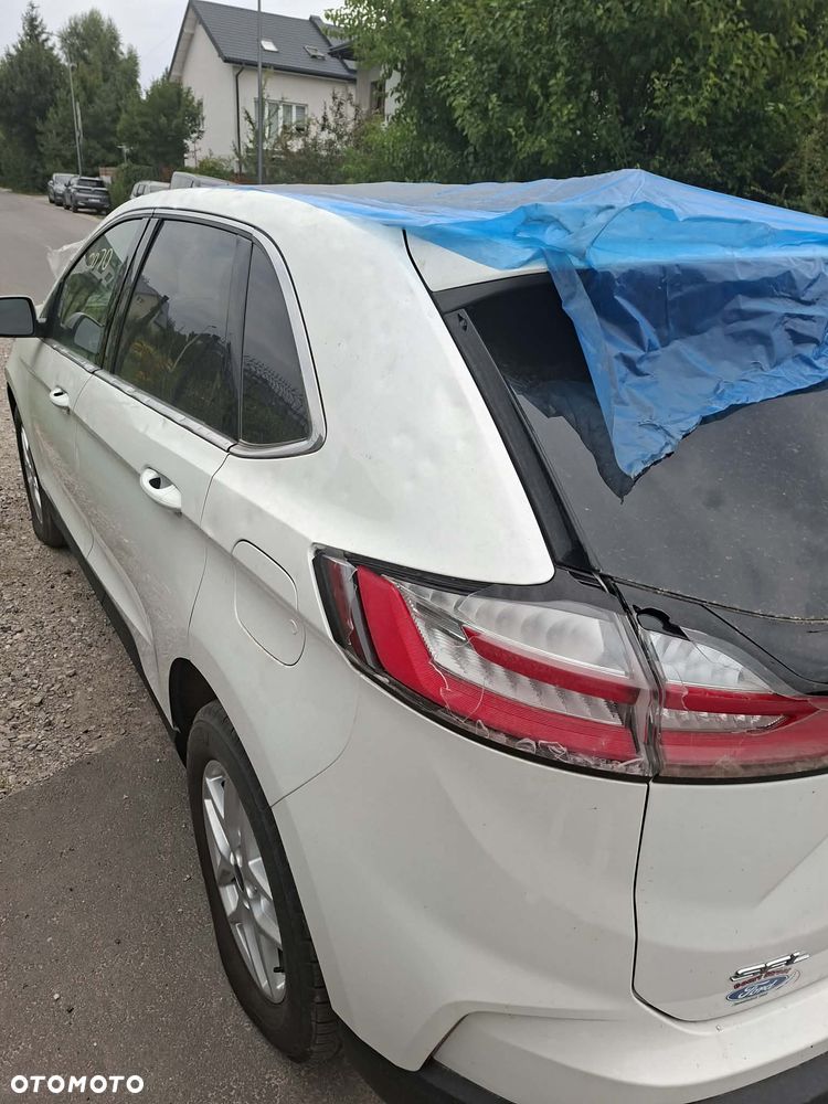 Ford Edge - 8