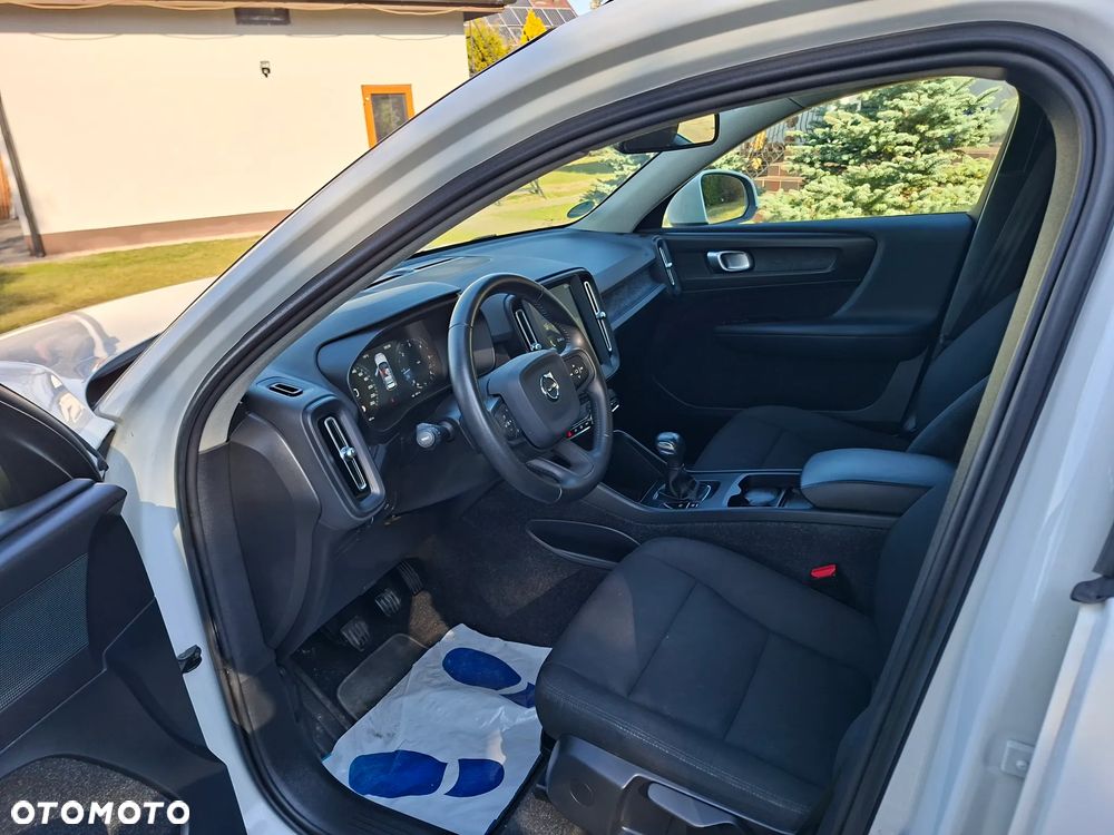 Volvo XC 40 D3 AWD Momentum - 19