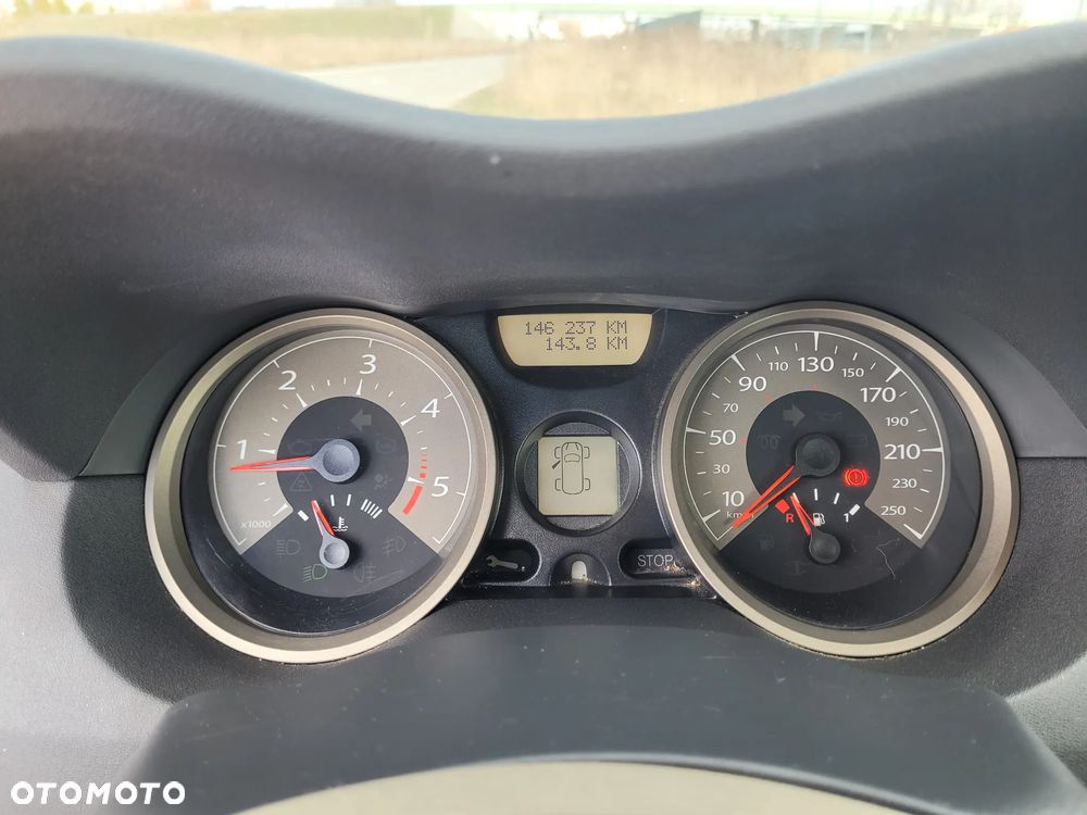 Renault Megane 1.9 dCi FAP Privilege - 9