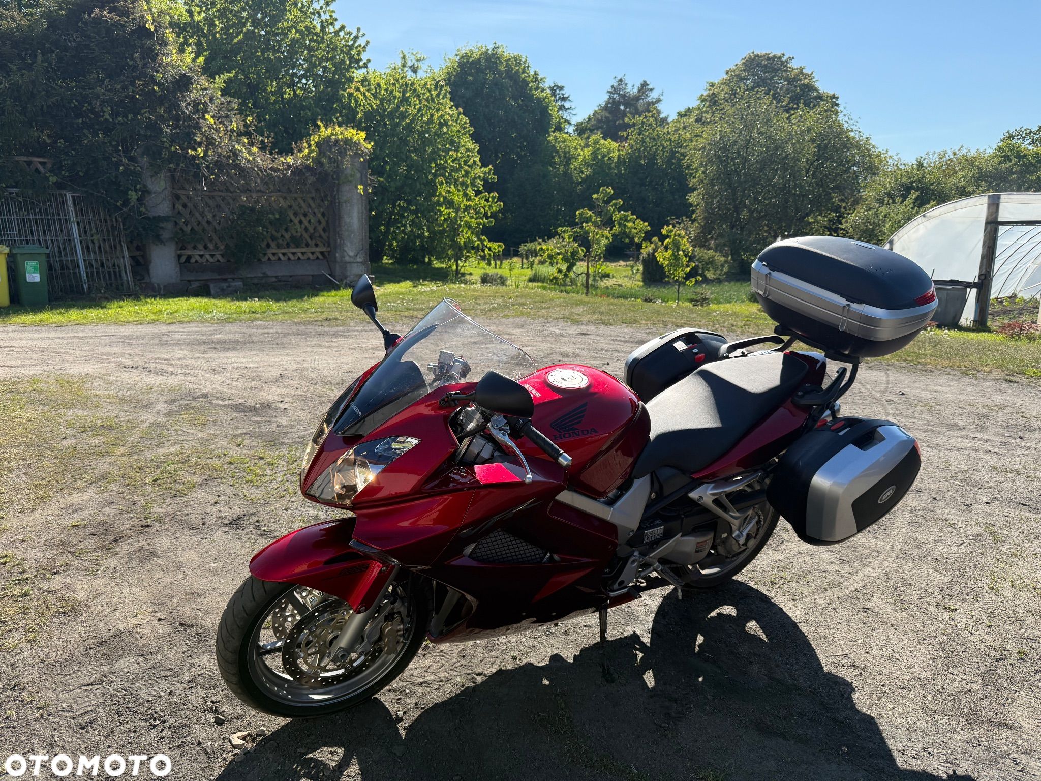 Honda VFR - 1