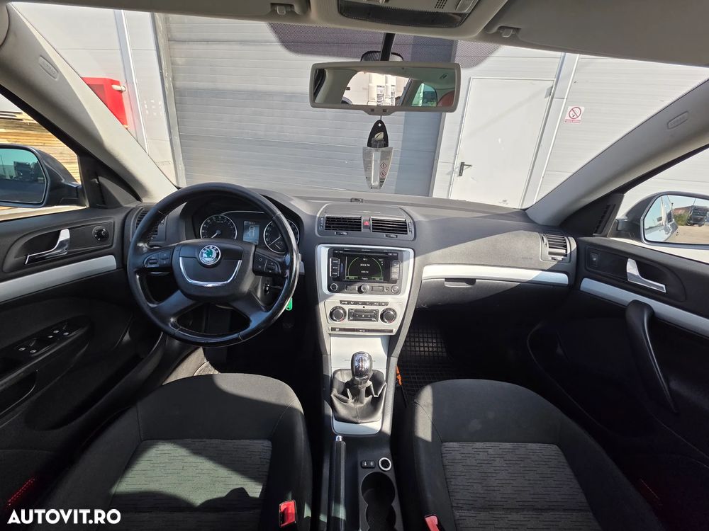 Skoda Octavia 1.6 TDI Greenline - 9