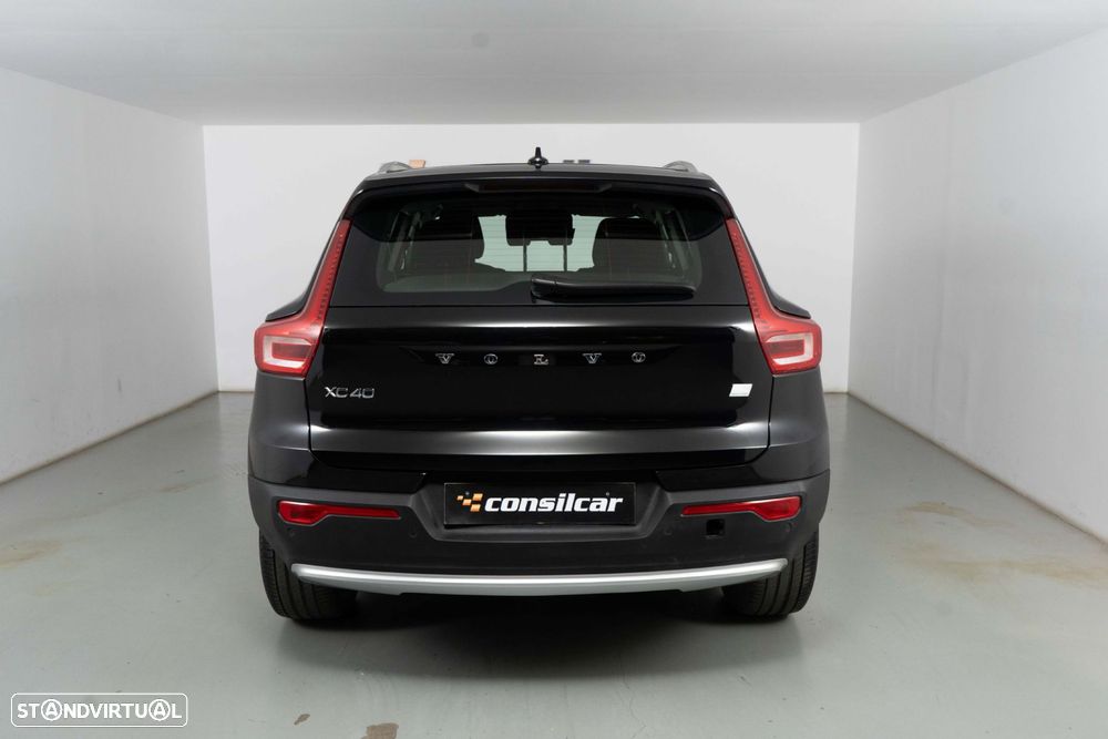 Volvo XC 40 1.5 T4 PHEV Essential - 5