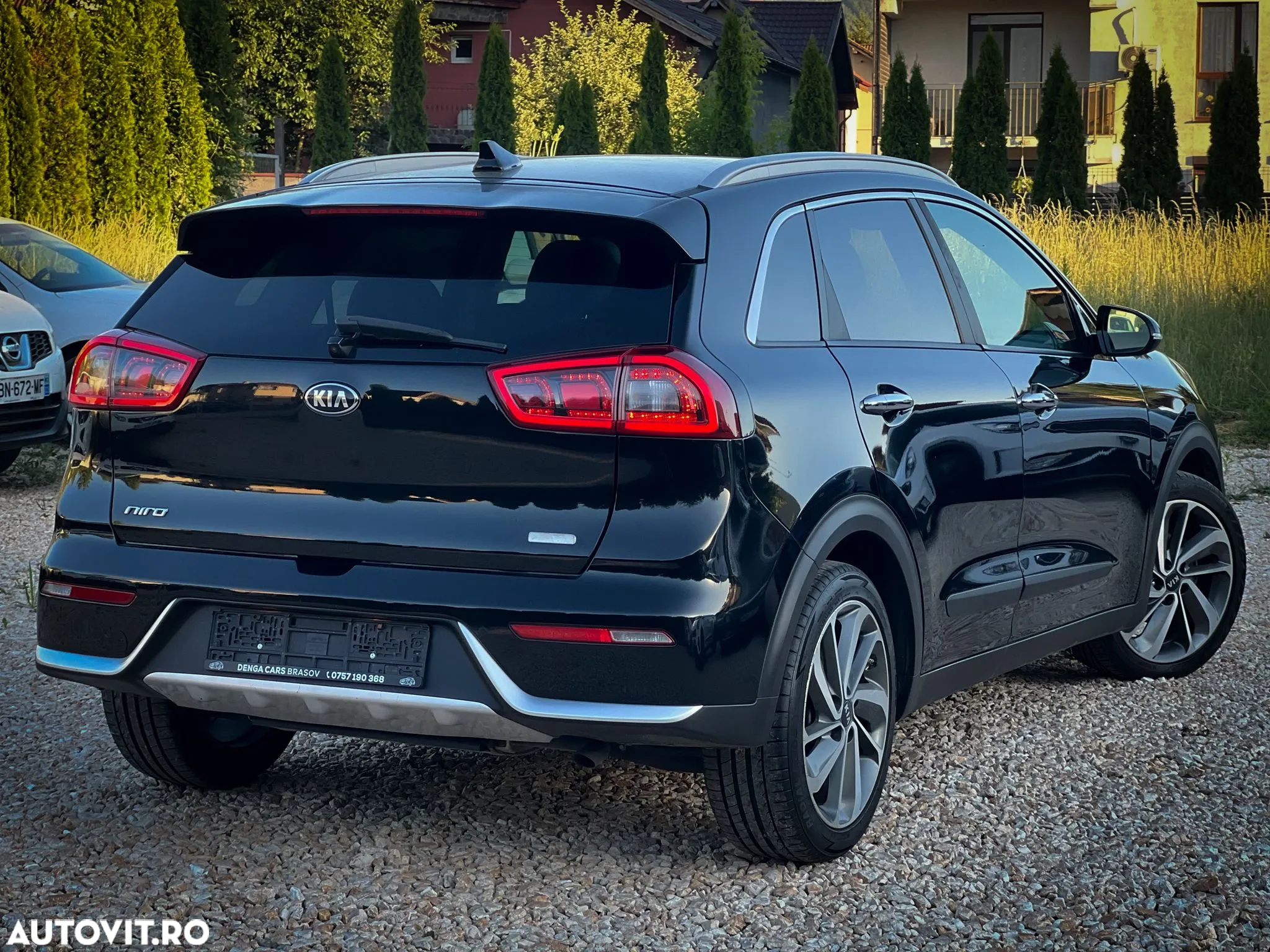 Kia Niro 1.6 GDI HEV 2WD OPF Aut. Edition 7 - 4