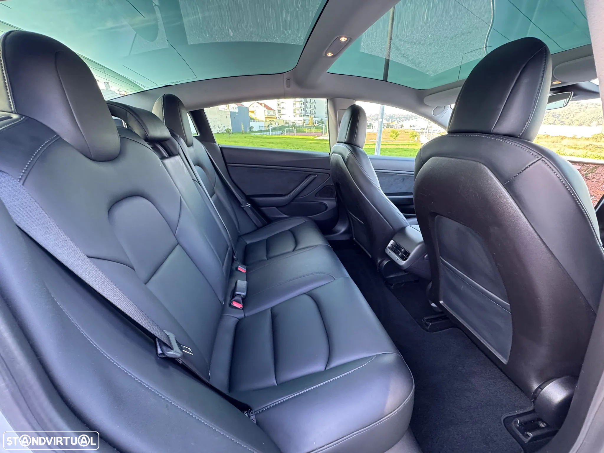 Tesla Model 3 Long-Range Dual Motor AWD - 29