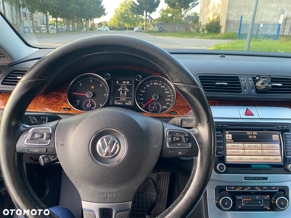 Volkswagen Passat CC - 10