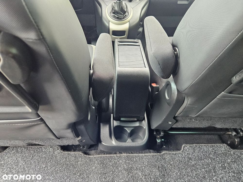 Citroën Berlingo Multispace HDi 115 FAP Selection - 17
