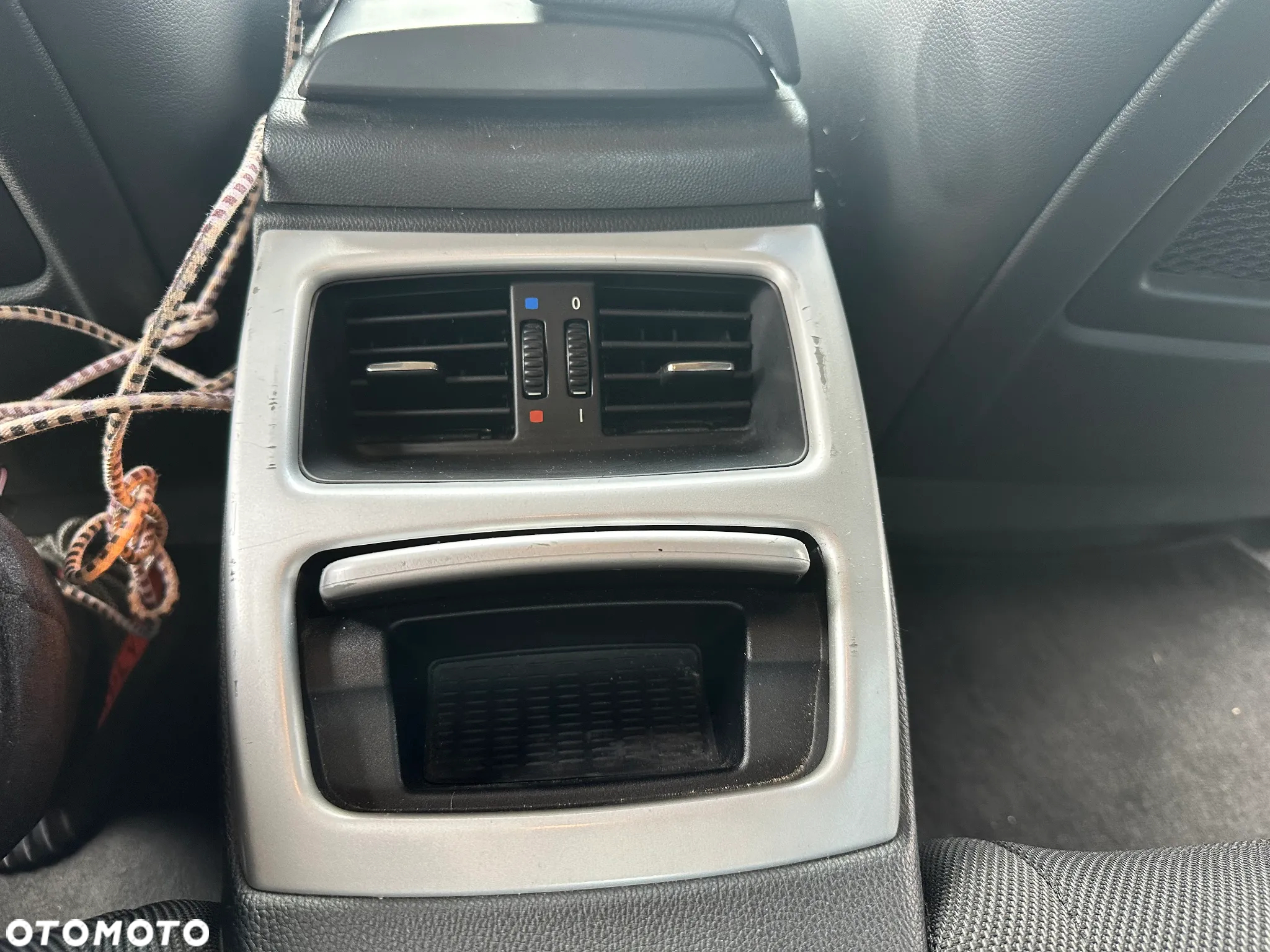 BMW Seria 3 320i Coupe - 40