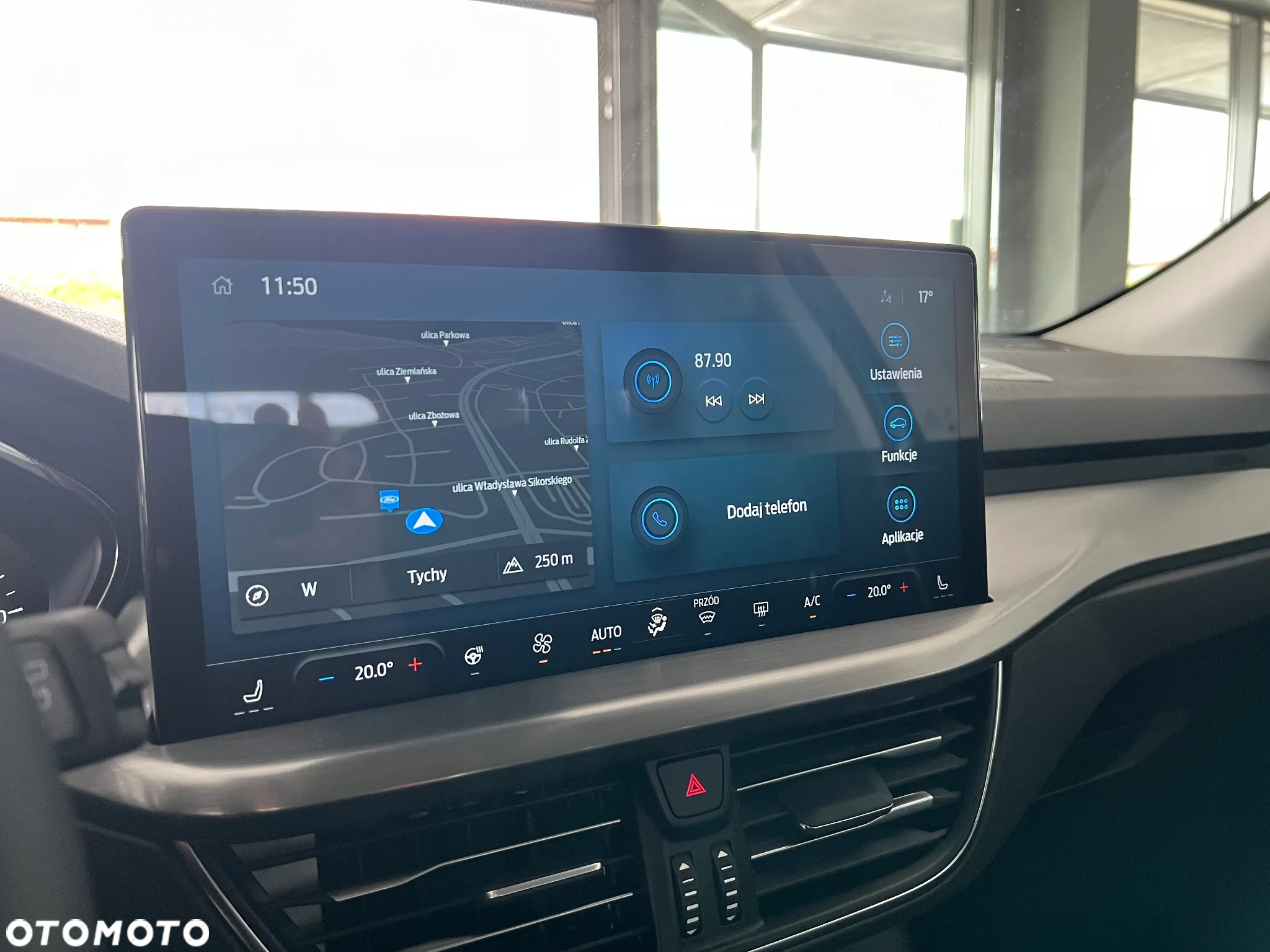 Ford Focus 1.0 EcoBoost Titanium - 27