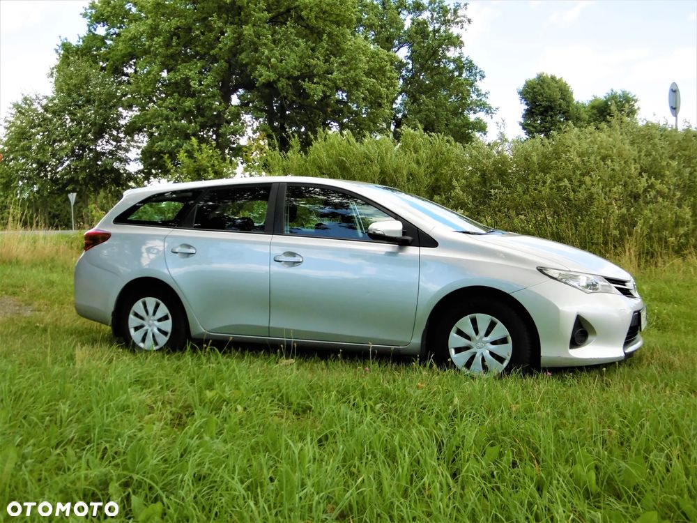 Toyota Auris 1.6 Active - 1
