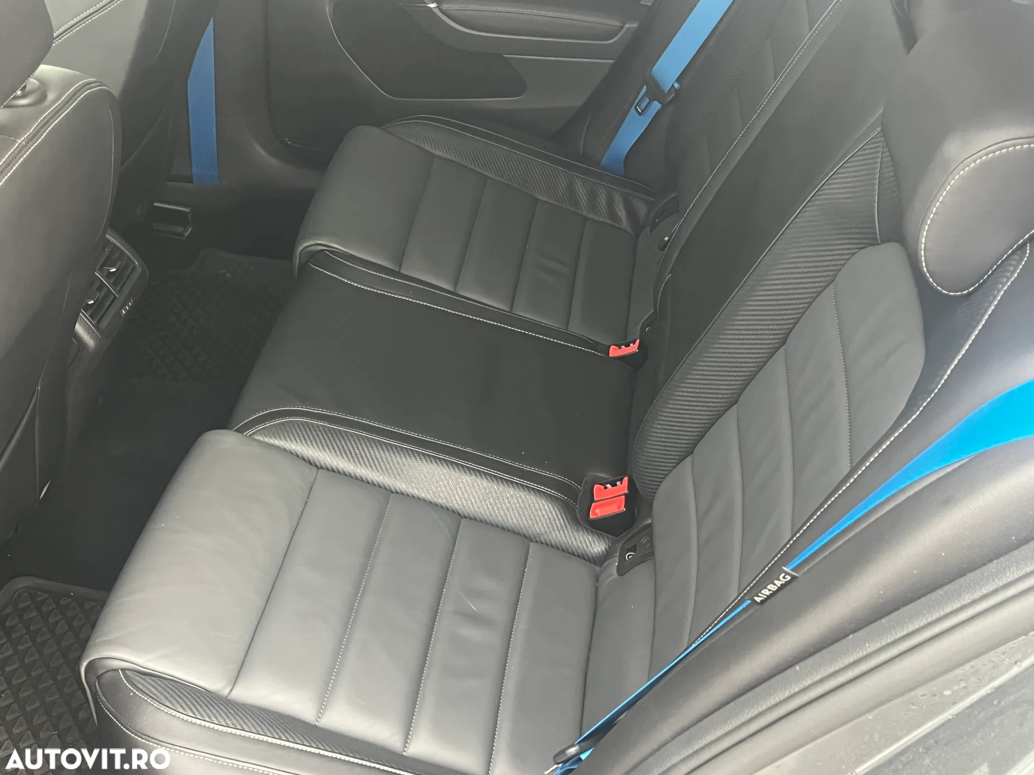 Volkswagen Golf 2.0 TSI DSG R - 7