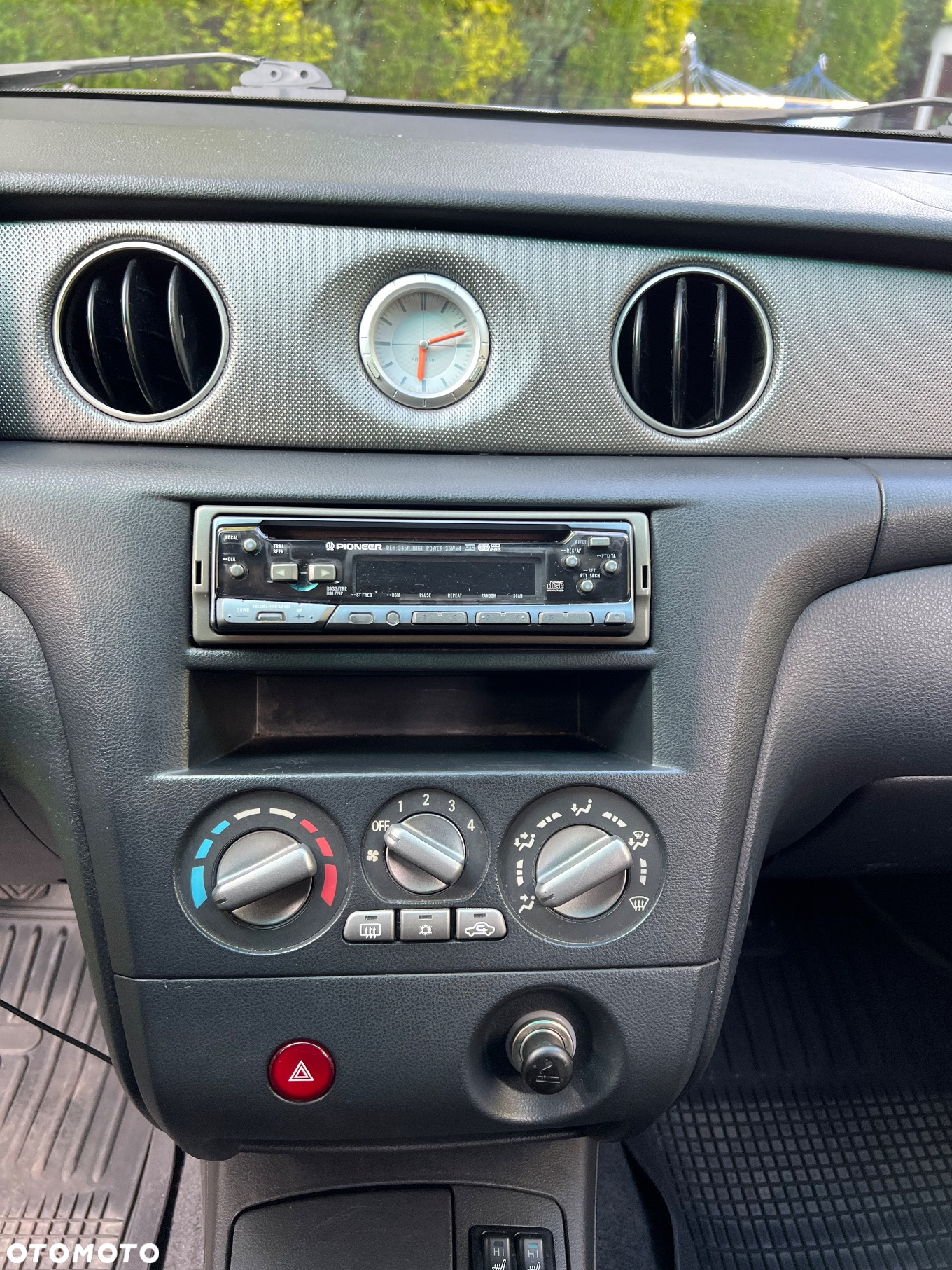 Mitsubishi Outlander 2.0 Comfort - 21