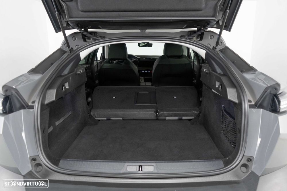 Peugeot 408 1.2 Hybrid Allure e-DCS6 - 23