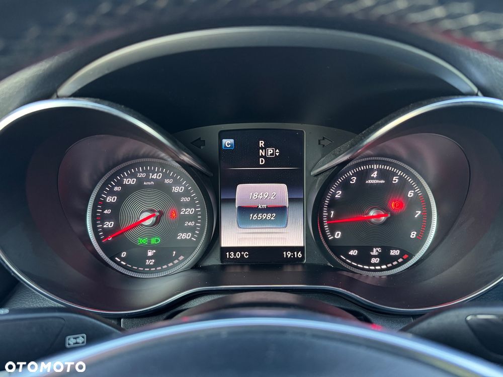 Mercedes-Benz Klasa C 180 7G-TRONIC AMG Line - 26