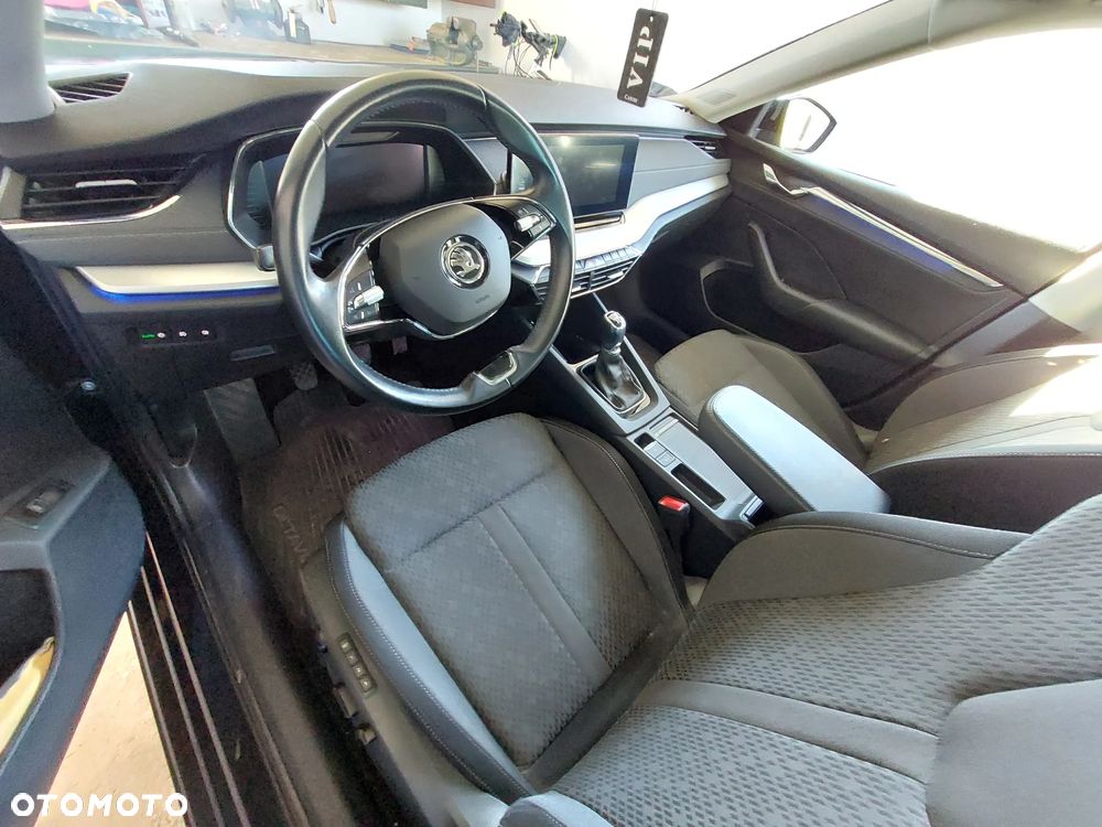 Skoda Octavia 1.5 TSI ACT Style - 8