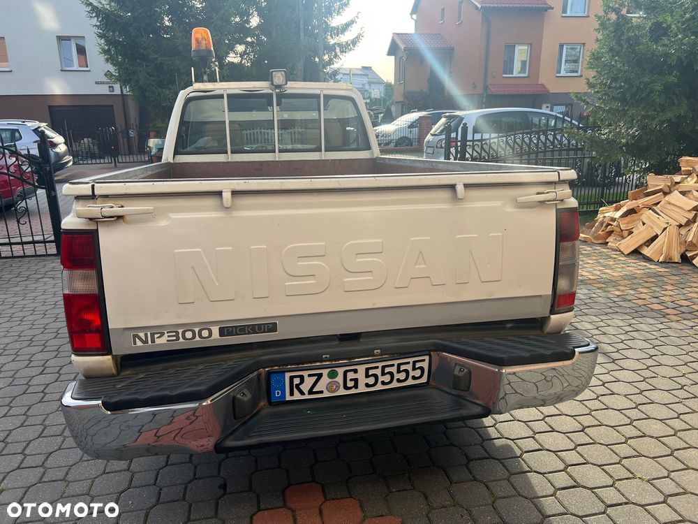 Nissan NP300 Pickup 2.5d SC Base - 5
