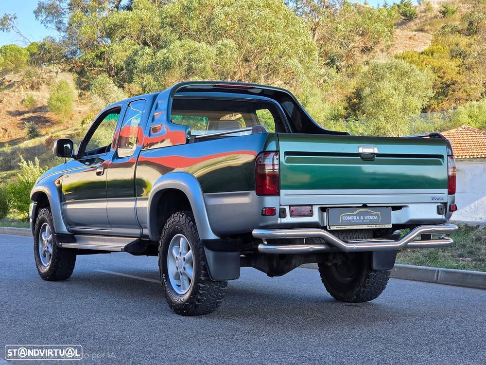 Toyota Hilux 2.5 D4-D Trial 4L - 3