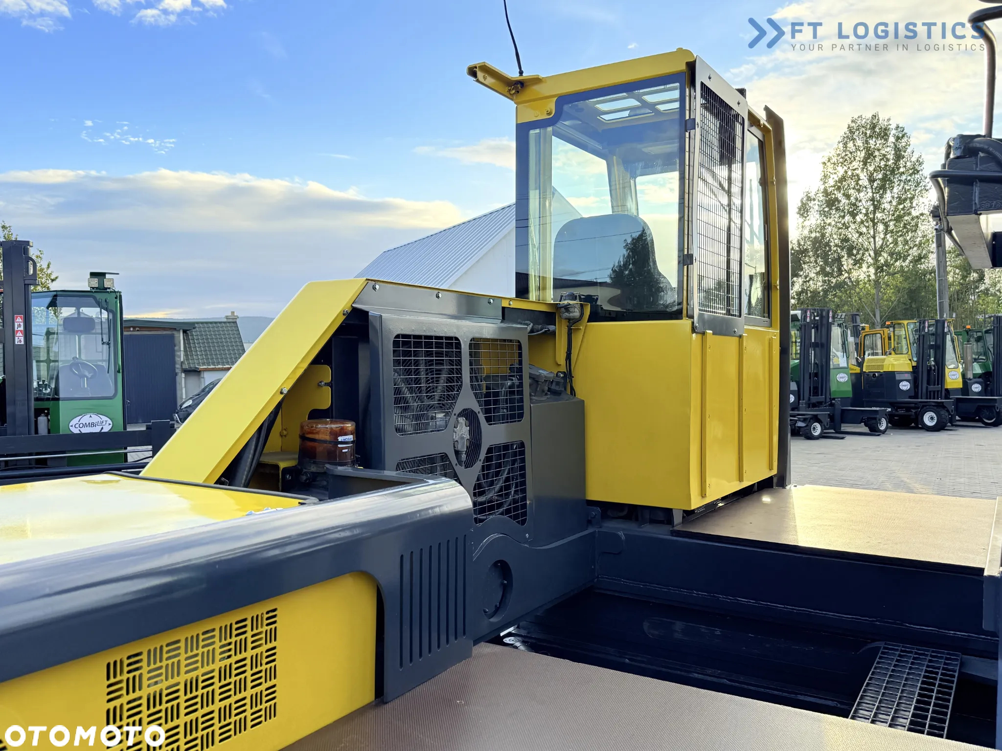 Combilift WÓZEK BOCZNY / C5000FSL / DIESEL / DUPLEX 4100MM /JEDYNE 2573 MOTOGODZIN / PEŁNA KABINA / STAN IDEALNY / NOWE OPONY / Szeroka oferta wózków czterokierunkowych i bocznych, dopasowanych do różnorodnych potrzeb i zastosowań - 19