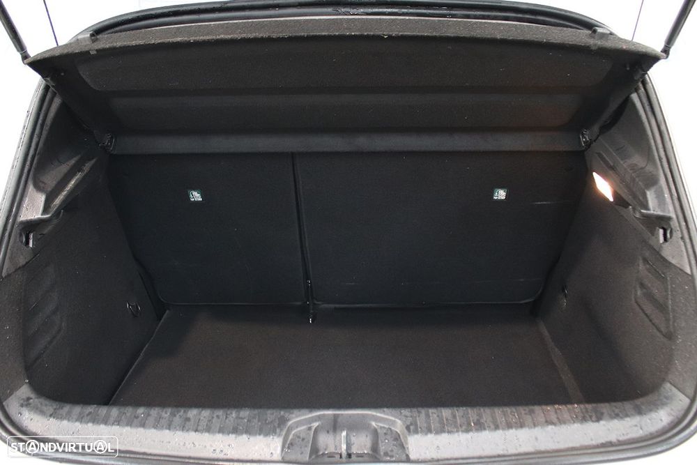 Renault Clio 1.0 TCe Evolution - 23